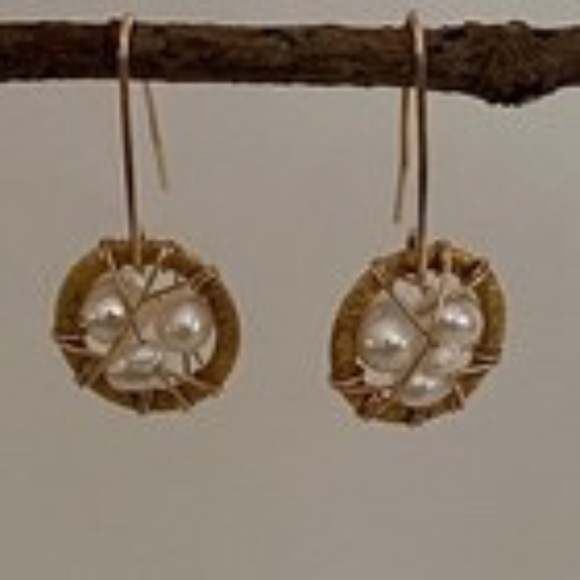 Handcrafted Freshwater Pearl Moonstone Dream Catcher Dangle Earrings Gold NEW - Picture 3 of 8